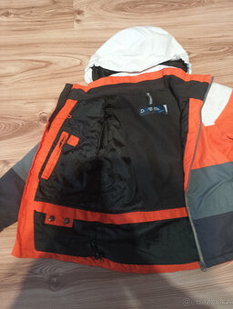 Chlapecká bunda ,rukavice a čepice - 2