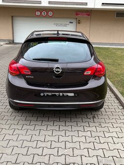 Opel Astra J - 2