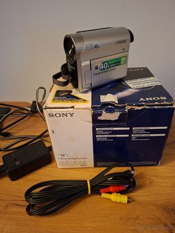 📹 Sony DCR-HC51E – MiniDV kamera + příslušenství - 2