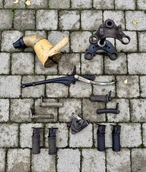 ČZ 125 175 250 - díly - 2