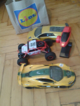 RC AUTICKA NA VYSILACKU - 2