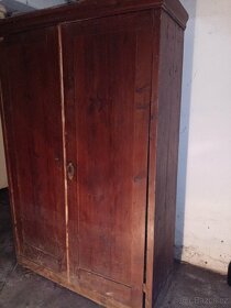 Nábytek, skříně - 2