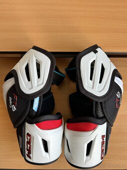 CCM FT6 Pro lokty - 2