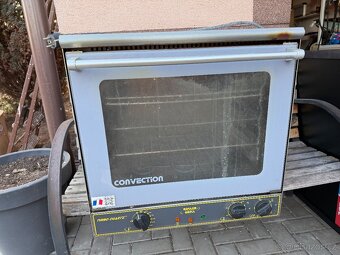 Pec na pizzu - k opravě - 2