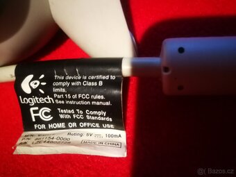 WEB kamera  a stojánkový mikrofon zn Logitech,kabel scart - 2
