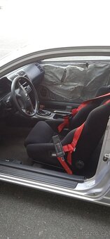Závodní Honda - 2