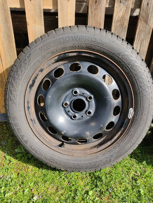Zimní pneu NOKIAN 205/55 R16 - 2