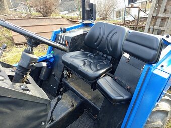 Malotraktor Bělorus 220 - 2