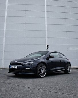 Volkswagen Scirocco R 2013 - 2