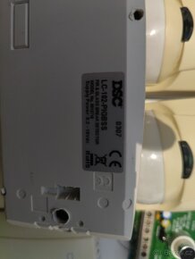Prodám PIR + audio detektory, čidla pohybu DSC LC 102 - 2