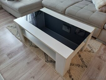 Konferenční stolek - 2