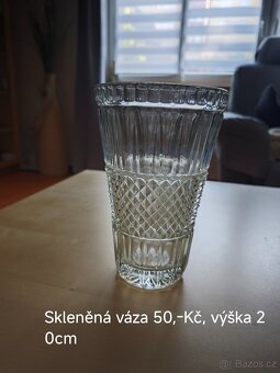 Skleněné vázy - 2