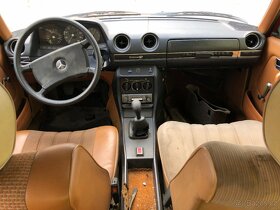 Veškeré nahradni dily z w123 300D - 2