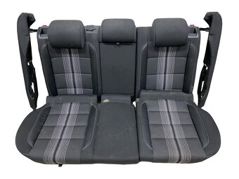 Sedačky kostkovaná látka VW Golf 6 kombi r.v. 2013 - 2