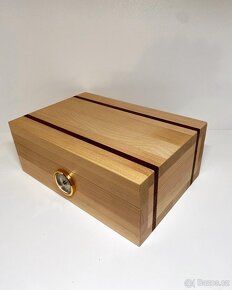 Humidor světlé barvy s palisandrem - 2