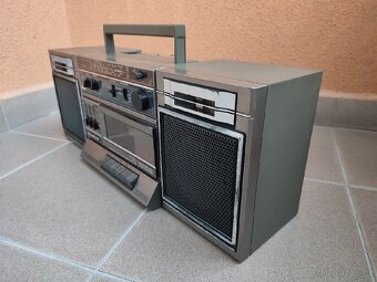 STEREO RADIO CASSETTE RECORDER SANYO M 9711LO. - 2