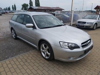 Subaru Legacy 2.0R Comfort - 2