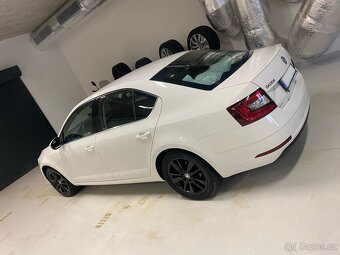 Škoda Octavia III 2.0 TDI 110kW DSG Style, po OL - 2