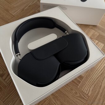Apple AirPods Max 2024 (USB-C) ZÁRUKA - 2
