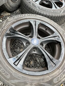 Cerna alu kola s pneu letni ford R16 - 2