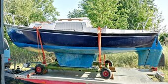 Kajutová plachetnice, dvoukýlová, 6,2m, 75cm ponor - 2