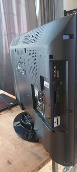 Panasonic TX-L37U10E - nefunkční - 2