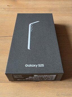 Samsung S25 128Gb - 2