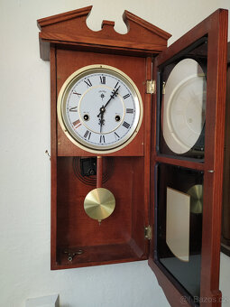 Nástěnné hodiny půlové - 2