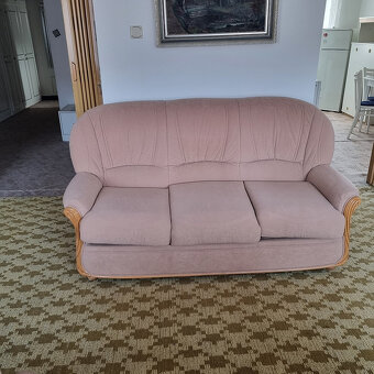 starší nábytek - 2