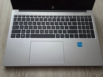 HP 250 G10 i3  / 15,6 palce - 2