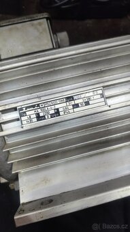 elektromotor patkový 380 V - 2