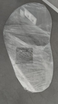 1ks TVAROVANÉ ZRCADLO BEZRÁMOVÉ - 2