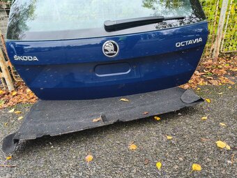 Skoda Octavia 3 combi - páté dveře, víko kufru - 2
