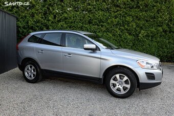 Volvo XC60 2.4 D3 MANUÁL - 2