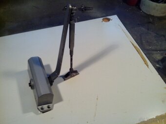 Prodám zavírání dveří,  (Brano) - 2