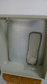 Prodám rozvaděč s okýnkem - 2