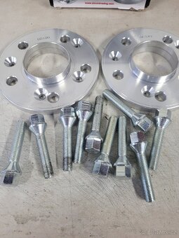 Rozšiřovácí podložky SR 5x112 / 12mm - 2