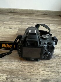 Nikon D5000 + Objektiv Nikon 18-55/3,5-5,6 G AF-S DC VR - 2