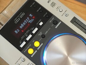 PIONEER CDJ 200 v orig.balení--Top stav - 2