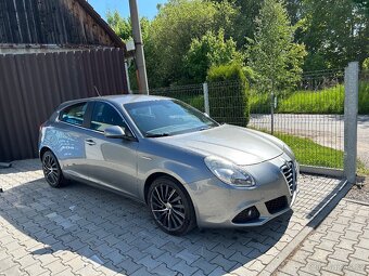 Alfa Romeo Giulietta 1.6JTDm  R.v 12/2011 - 2