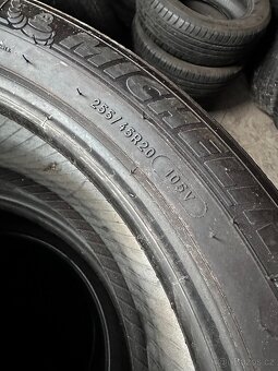 Letní sada pneu 255/45 R20 105V - Michelin - 2