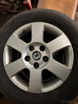 195/65 R15 - 2