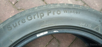 Pneu Gripmax SureGrip 215/55/17 - 2