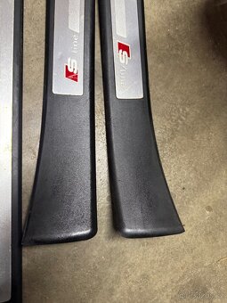 Prahovove listy s-line audi a4 b7 - 2