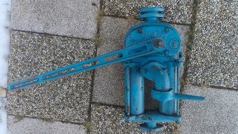 Ruční pumpa do studny Lila 75 - 2