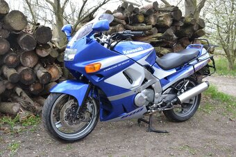 Kawasaki ZZR 600 - AKCE - 2