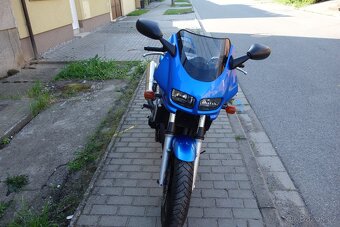 Yamaha FZS 600 - 2
