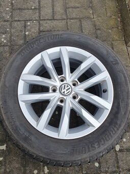 Alu kola vw 5x112 r16 6,5j et41 letni pneu 215/60/16 - 2