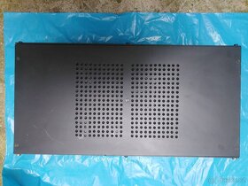 Prodej skříně zesilovače 19"- kopie PEAVEY - 2