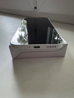 Nothing phone 2a - 2